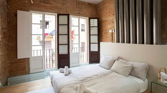 Apartments in Barcelona Ciutat Vella - photo 9