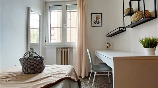 Rooms in Madrid Fuencarral-El Pardo - photo 6