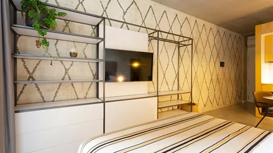 Apartments in Barcelona Eixample - photo 5