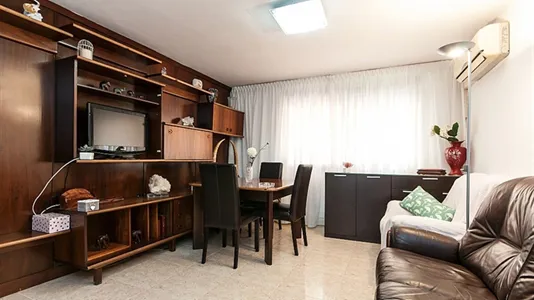 Rooms in Cornellà de Llobregat - photo 5