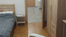 Room for rent, Athens, &lt;span class=&quot;blurred street&quot; onclick=&quot;ProcessAdRequest(7731207)&quot;&gt;&lt;span class=&quot;hint&quot;&gt;See streetname&lt;/span&gt;[xxxxxxxxxxxxx]&lt;/span&gt;