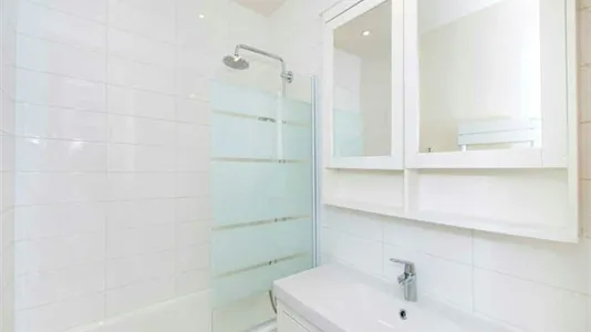 Rooms in Paris 10ème arrondissement - photo 9