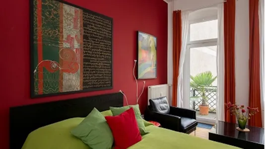 Apartments in Berlin Mitte - photo 4