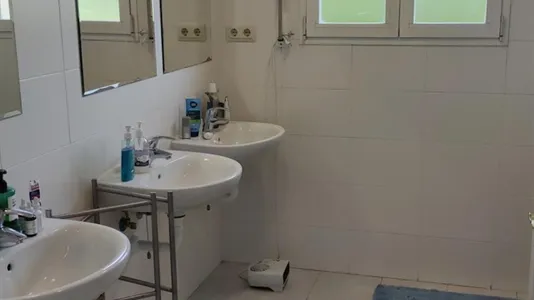 Rooms in Boadilla del Monte - photo 9