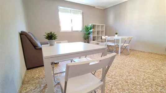 Rooms in Las Barranquillas - photo 7