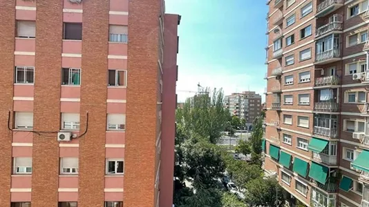 Rooms in Madrid Chamartín - photo 9