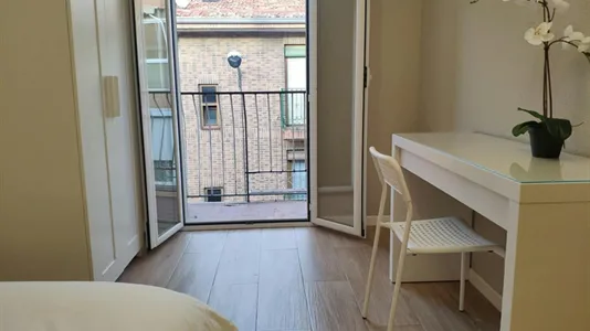 Rooms in Madrid Puente de Vallecas - photo 5