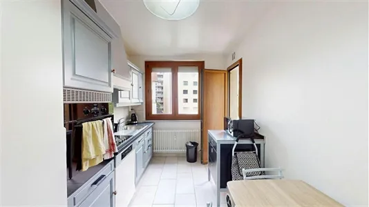 Rooms in Saint-Julien-en-Genevois - photo 6