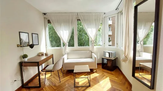 Rooms in Madrid Chamartín - photo 5