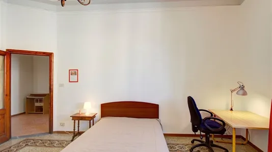 Rooms in Florence - photo 4