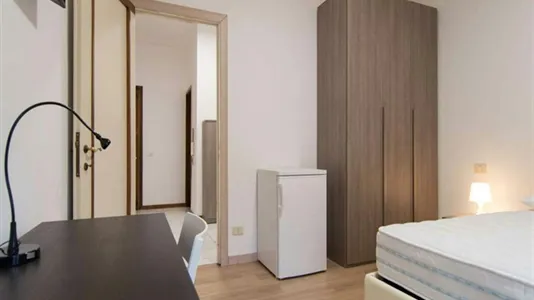 Rooms in Milano Zona 1 - Centro storico - photo 4