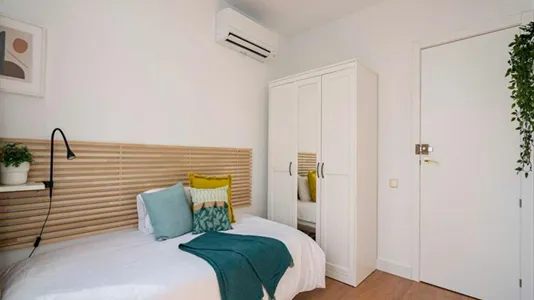 Rooms in Madrid Tetuán - photo 9