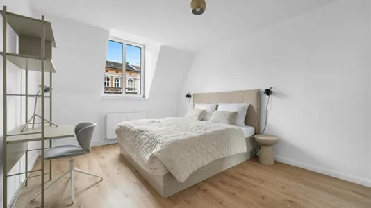 Apartments in Berlin Neukölln - photo 4