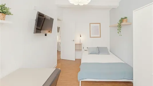 Rooms in Jerez de la Frontera - photo 5