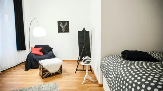 Rooms in Budapest Terézváros - photo 4