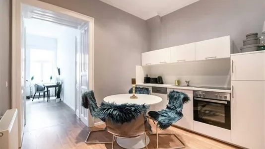 Apartments in Vienna Alsergrund - photo 1