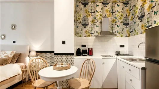 Apartments in Location is not specified - photo 10