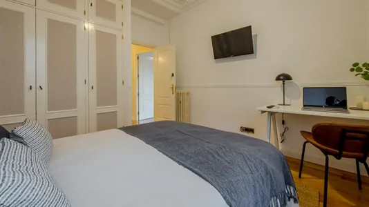 Rooms in Madrid Retiro - photo 4