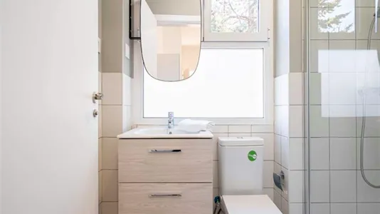 Rooms in Madrid Chamberí - photo 7