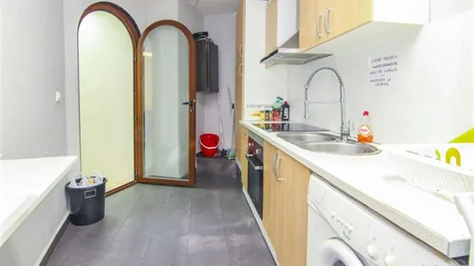 Rooms in Valencia Ciutat Vella - photo 10