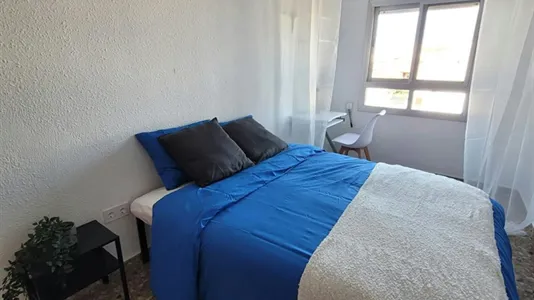 Rooms in Picanya - photo 1