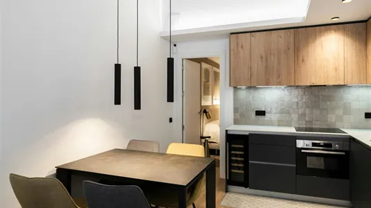 Apartments in Barcelona Ciutat Vella - photo 9
