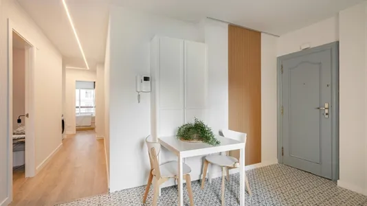 Rooms in Barcelona Eixample - photo 8