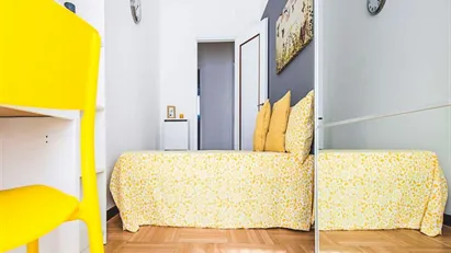 Room for rent in Milano Zona 1 - Centro storico, Milan