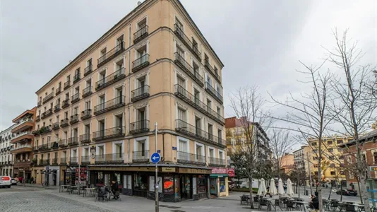 Rooms in Madrid Centro - photo 5