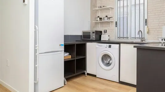 Rooms in Zaragoza - photo 4