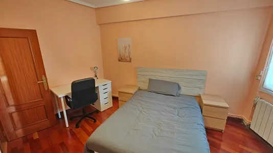 Apartments in Bilbao - photo 4