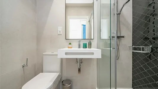 Rooms in Málaga - photo 5