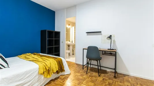 Rooms in Madrid Retiro - photo 4