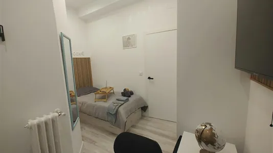 Rooms in Madrid Chamberí - photo 1