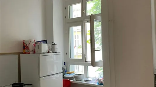 Rooms in Berlin Charlottenburg-Wilmersdorf - photo 4