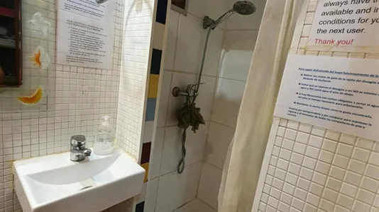 Rooms in Barcelona Ciutat Vella - photo 6