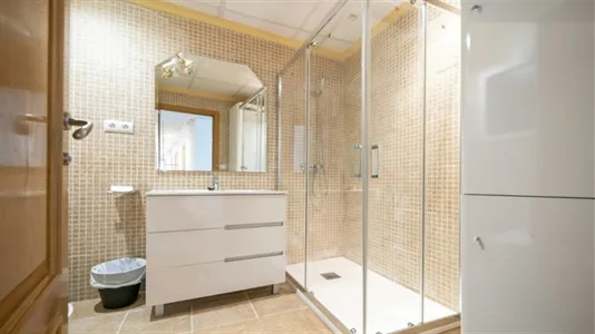 Rooms in Valencia Ciutat Vella - photo 10