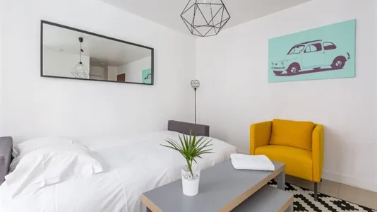 Apartments in Paris 19ème arrondissement - photo 4