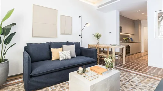 Apartments in Barcelona Ciutat Vella - photo 4