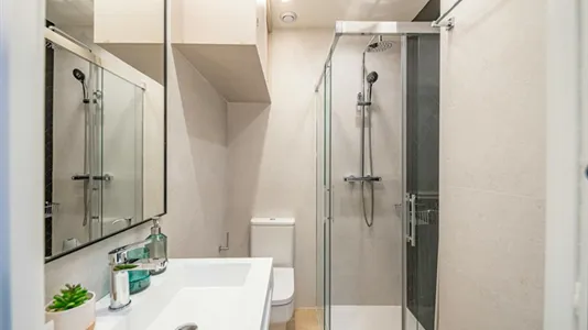 Rooms in Málaga - photo 9