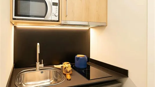 Apartments in Terrassa - photo 10