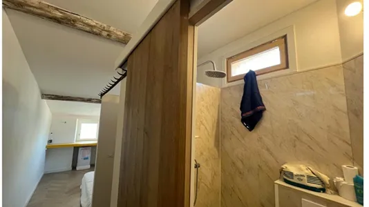 Rooms in Nîmes - photo 6