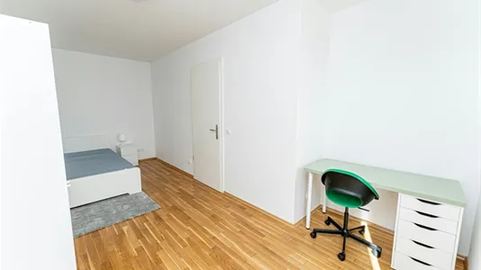 Rooms in Berlin Treptow-Köpenick - photo 2