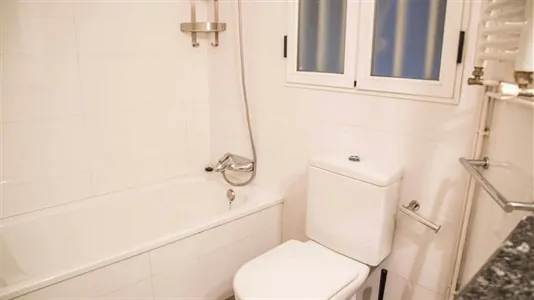 Rooms in Valencia L'Eixample - photo 10