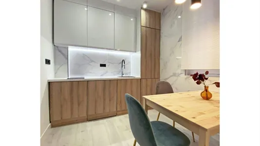 Rooms in Madrid Centro - photo 10