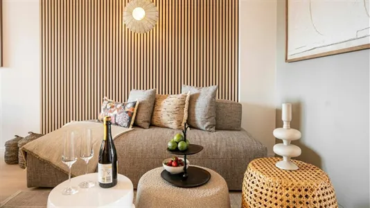 Apartments in Zürich Distrikt 8 - photo 2