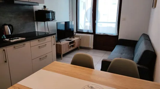 Rooms in Saint-Julien-en-Genevois - photo 5