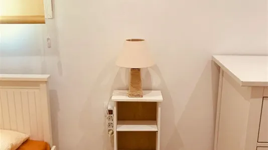 Rooms in Badalona - photo 4