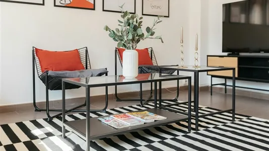 Rooms in Valencia Extramurs - photo 9