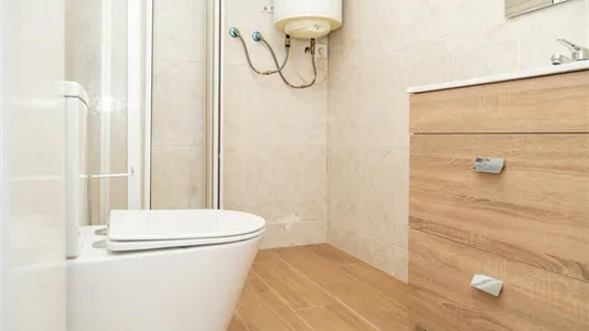 Rooms in Zaragoza - photo 8